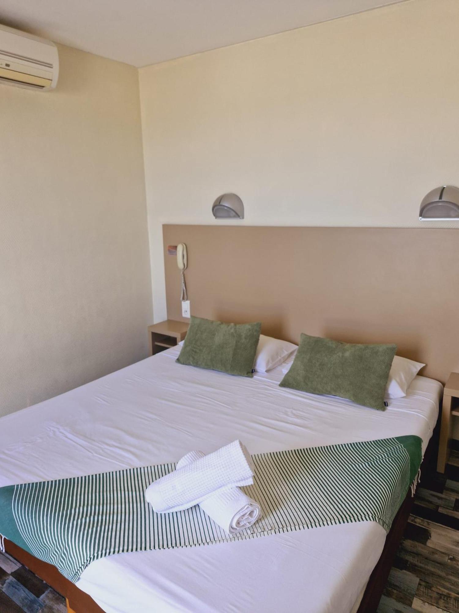 Hotel De La Plage - Barcares Le Barcarès Eksteriør bilde